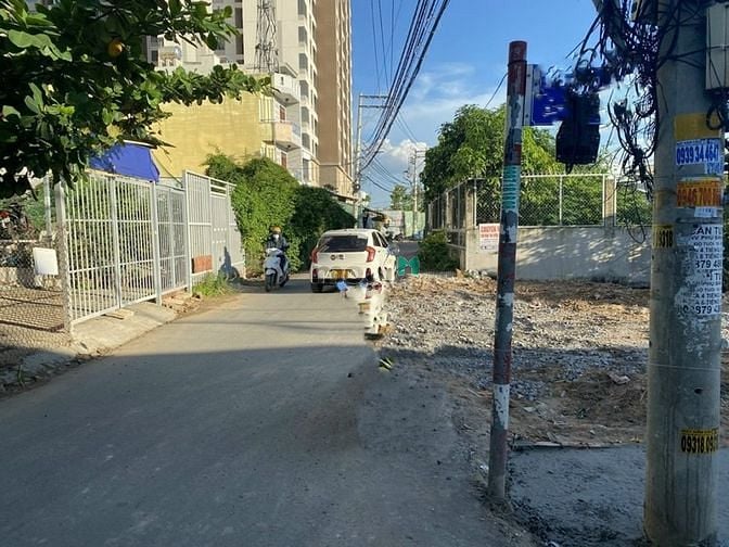 Hình ảnh Cần bán nền đất đẹp giá rẻ đường Lê Tấn Bê, Bình Tân
