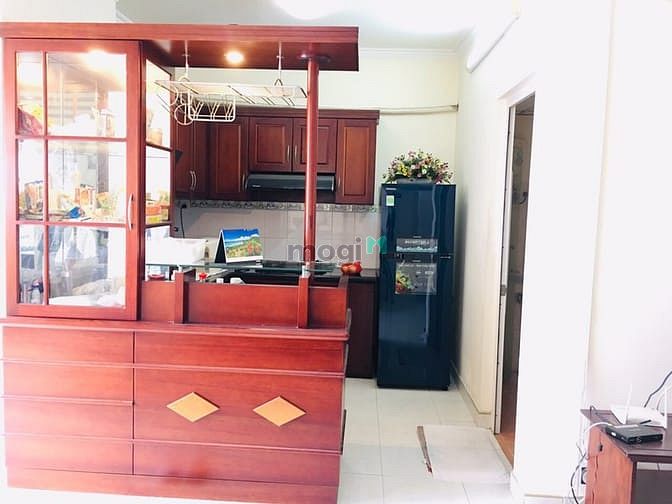 Hình ảnh Chính Chủ cho thuê 2PN CENTRAL GARDEN - Q1 GIÁ 12TR
