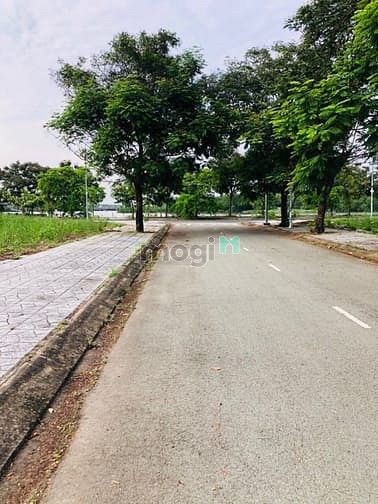Hình ảnh Đất biệt thự khu ĐH mở tam đa Dt:255m2 - kề sông đường 12m