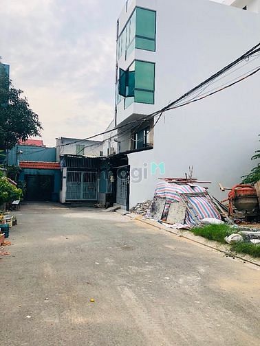 Hình ảnh Đất dg Lê Văn việt ngay Vincom Q9.ĐT:88,3m2 - đường 8m giá: 72tr/m2