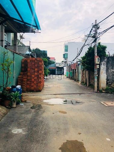 Hình ảnh Đất dg Lê Văn việt ngay Vincom Q9.ĐT:88,3m2 - đường 8m giá: 72tr/m2