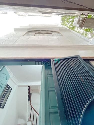 Hình ảnh Bán gấp nhà Phố Trần Cung chỉ 2.69 tỷ.