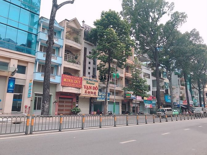 Hình ảnh Cho thuê nhà Trần Phú 2 chiều, Quận 5, vị trí đẹp.