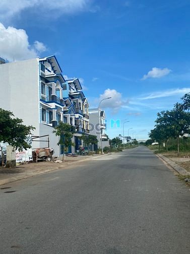 Hình ảnh Cần vốn kinh doanh bán gấp lô đất 98.1m2 Tân Tạo, Bình Tân