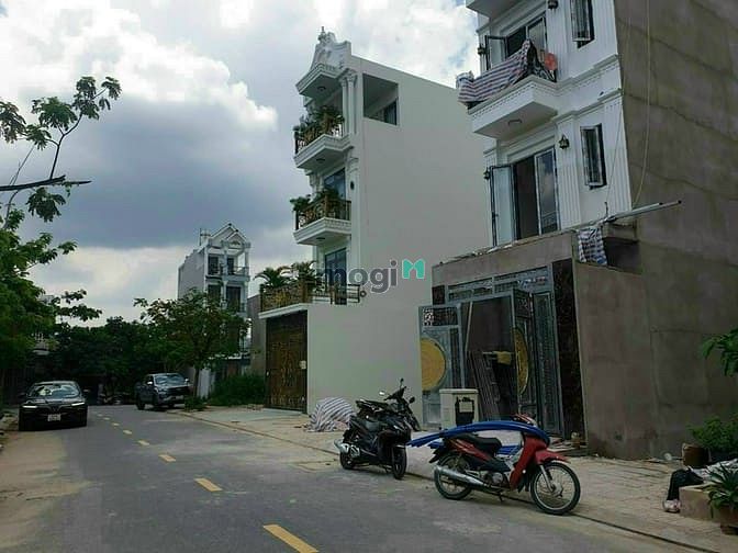 Hình ảnh Còn 1 lô đất duy nhất / HT45 Quận 12, 4mx21m, đường 12m, Giá: 4,250 tỷ