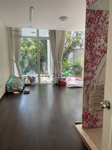 Hình ảnh Cho thuê SIÊU Biệt Thự Sân Vườn: DTSD 1000m2: