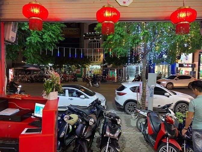 Hình ảnh Bán nhà mặt phố Phan Kế Bính - Vỉa hè 5m