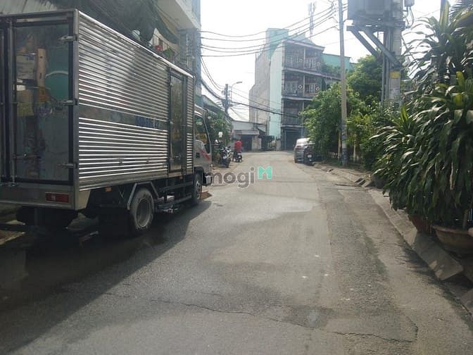 Hình ảnh Nhà xưởng - 22x29m /658m Mt đường 4 Linh Xuân -TP . Thủ Đức