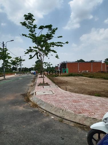 Hình ảnh Cần bán gấp lô đất nền thổ cư gần chợ Bình