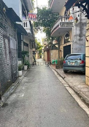 Hình ảnh Bán đất Hoa Lâm - Việt Hưng ngõ thông , ô tô vào tận cửa