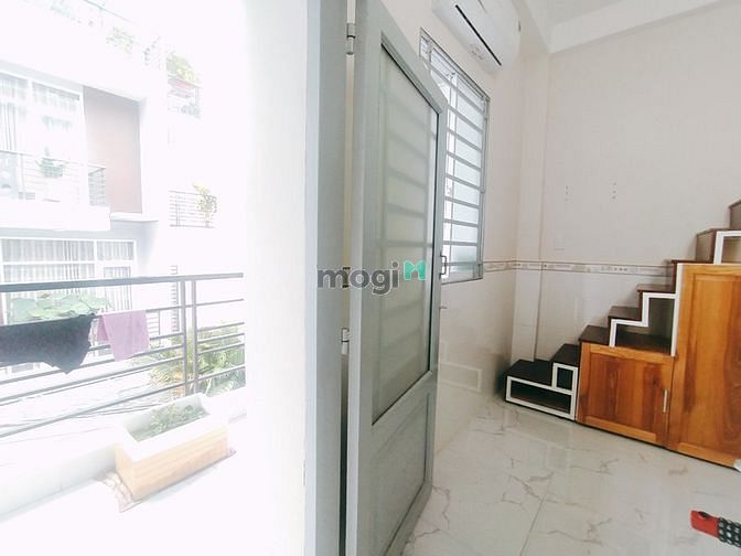 Hình ảnh Phòng gác lửng, bancol thoáng mát Độc Lập Quận Tân Phú chỉ 3tr5