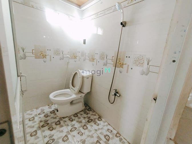 Hình ảnh Phòng gác lửng, bancol thoáng mát Độc Lập Quận Tân Phú chỉ 3tr5