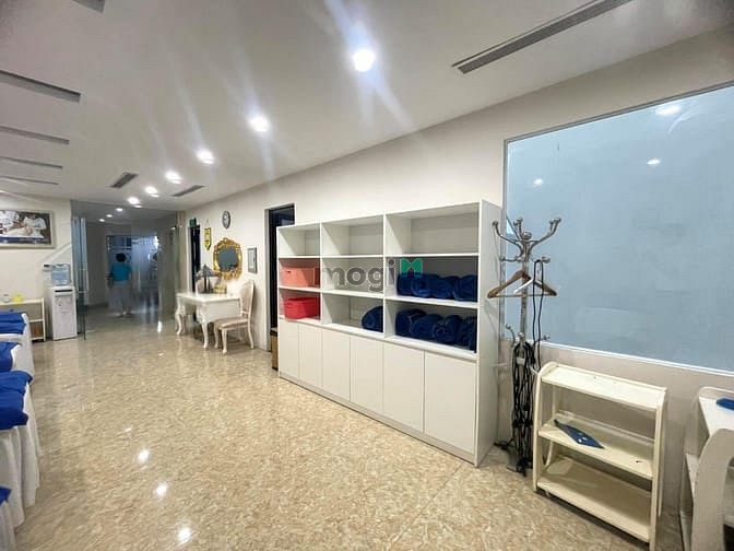 Hình ảnh Hoa Hậu Mặt Phố Hòa Mã, Tòa nhà 10 tầng, Văn Phòng, Khách Sạn, Spa.