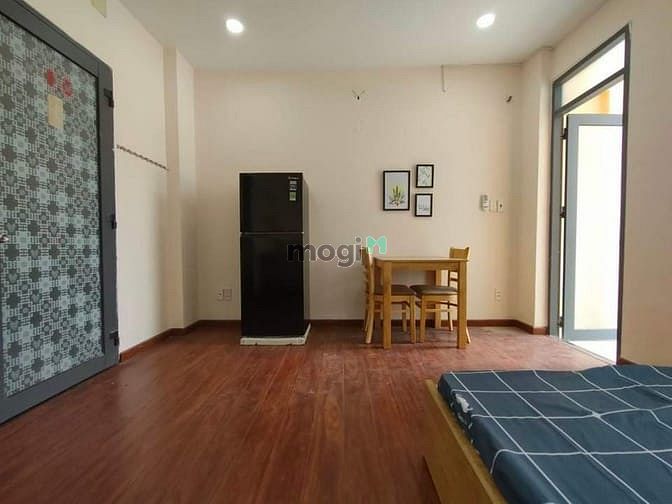 Hình ảnh Mb6623 nạp rút nhanh chóng 1PN ban công Lạc Long Quân_ngã tư Bảy Hiền_ĐHBK
