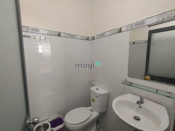 Hình ảnh Mb6623 nạp rút nhanh chóng 1PN ban công Lạc Long Quân_ngã tư Bảy Hiền_ĐHBK