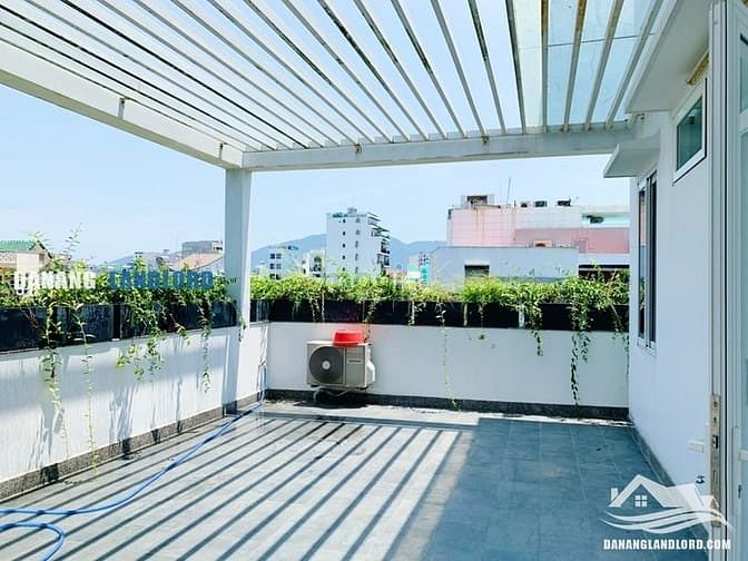 Hình ảnh Villa 6 phòng ngủ gần biển Phạm Văn Đồng - B550