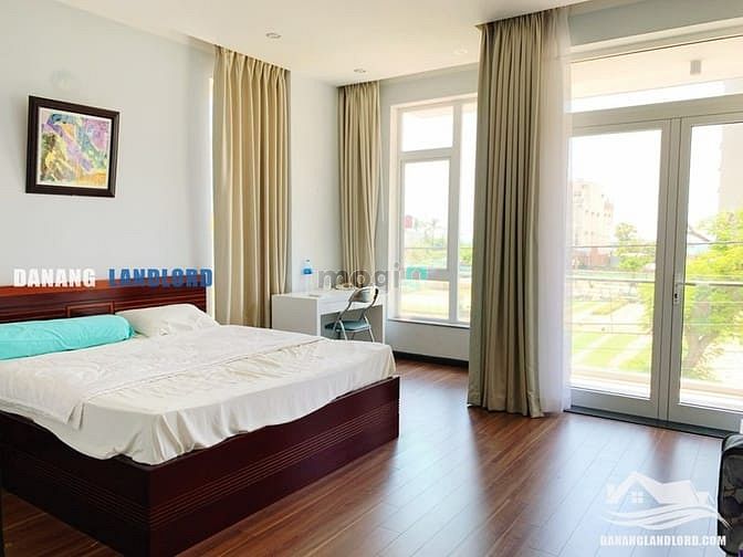 Hình ảnh Villa 6 phòng ngủ gần biển Phạm Văn Đồng - B550