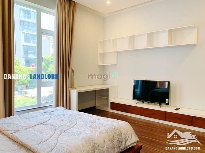 Hình ảnh Villa 6 phòng ngủ gần biển Phạm Văn Đồng - B550