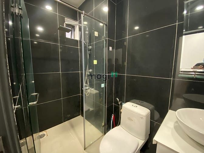 Hình ảnh Cho thuê Trang Chủ MB66.COM / Đăng Ký Tặng 66K studio cửa sổ lớn như hình _ gần etown _sân bay