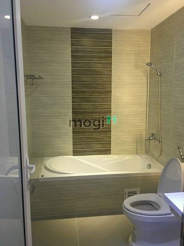 Hình ảnh thuê Trang Chủ MB66.COM / Đăng Ký Tặng 66K 3PN Scenic Valley 133m2 - 1600$