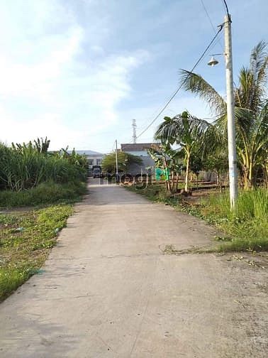 Hình ảnh Chính chủ bán đất nguyễn chí thanh trà nóc