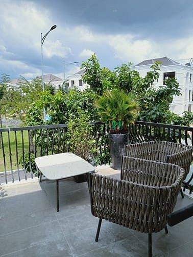 Hình ảnh mở bán biệt thự nghỉ dưỡng cao cấp . quận tân phú . hcm