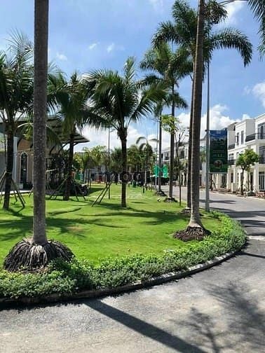 Hình ảnh mở bán biệt thự nghỉ dưỡng cao cấp . quận tân phú . hcm