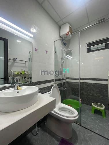 Hình ảnh Bán nhà quận cầu giấy giá 12,2tỷ