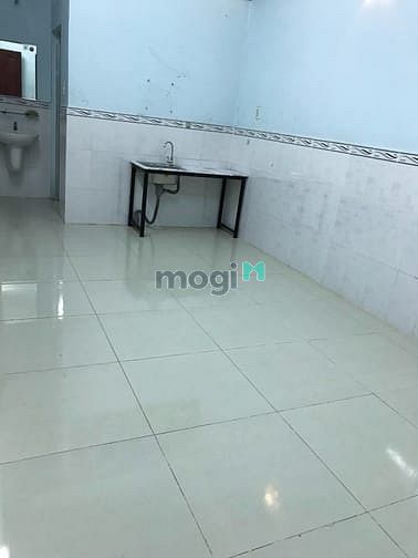 Hình ảnh Cho Thuê Phòng Trọ Quận Tân Bình, Có Gác, Cửa Sổ, Thoáng mát