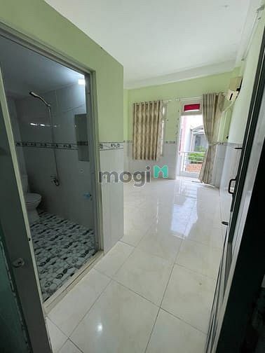 Hình ảnh Cho Thuê Phòng Trọ Quận Tân Bình, Có Gác, Cửa Sổ, Thoáng mát