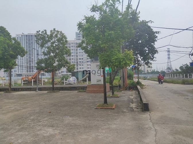 Hình ảnh Cần bán lô đất 63m nở hậu oto vao nhà liên mạc