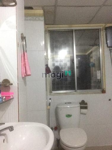 Hình ảnh Nhượng gấp phòng 4tr2 ở Nguyễn Văn Linh quận 7