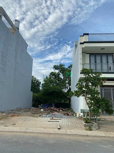 Hình ảnh Cần bán 100m2 đất thổ cư Bình Chánh, đường 20m LK bến xe Miền Tây Aeon