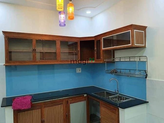 Hình ảnh Bán nhà Hxh Lạc Long Quân.58m2 2 tầng chỉ 5.4 tỷ.