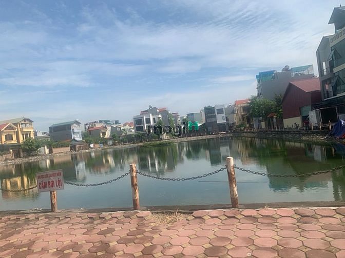 Hình ảnh Bán mảnh đất đẹp view hồ Đầm Tranh Cự Khối, 100m2 mặt tiền 5,5m
