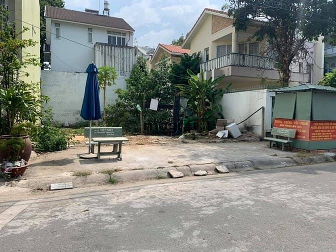 Hình ảnh Bán nền đất biệt thự 10x20m sát đường số 7 giá 17.2 tỷ khu Tên Lửa.