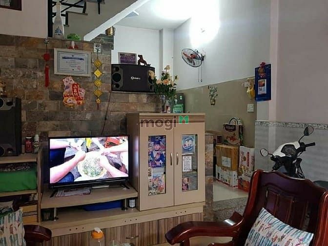 Hình ảnh Bán nhà đường B3, Tân Phú, HXH, 4tầng chắc chắn, 4.5tỷ.