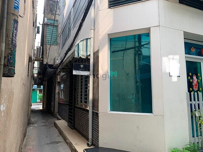 Hình ảnh Bán hoặc cho thuê nhà Bình Thạnh giáp quận 1
