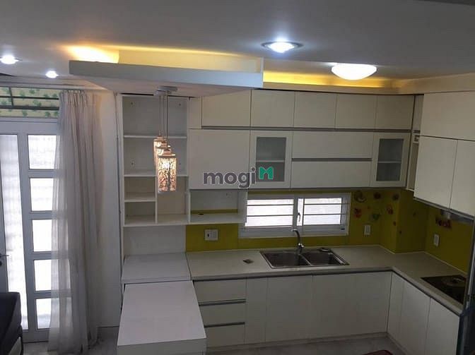 Hình ảnh Bán hoặc cho thuê nhà Bình Thạnh giáp quận 1