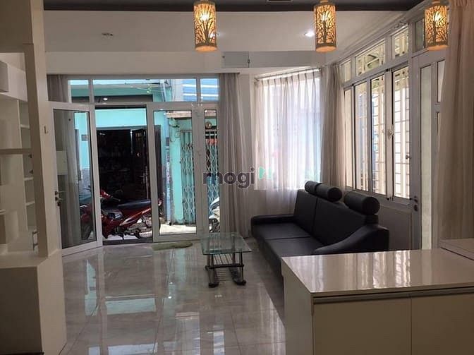 Hình ảnh Cho thuê nguyên căn trống Bình Thạnh gần chợ Thị Nghè