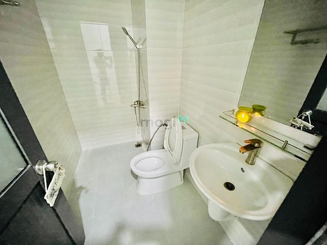 Hình ảnh Còn 1 phòng duy nhất giá siêu nhẹ tọa lạc tại Q.1