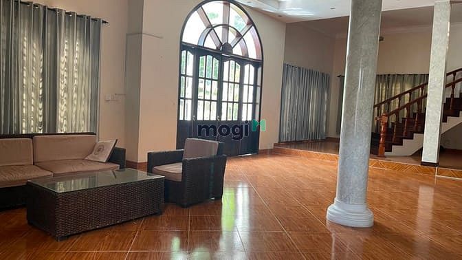 Hình ảnh Chính chủ cho thuê biệt thự Thảo Điền, CÓ HỒ BƠI