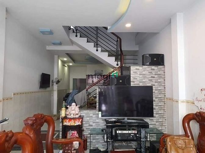 Hình ảnh Nhà đông sơn, 2 lầu , 60m2 ,F7, TB , 4.5 tỷ