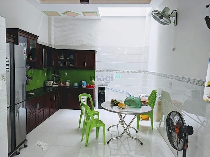Hình ảnh Nhà Đường Bờ Bao Tân Thắng Tân Phú 3 Tầng 67M2  Chỉ 7TỶ