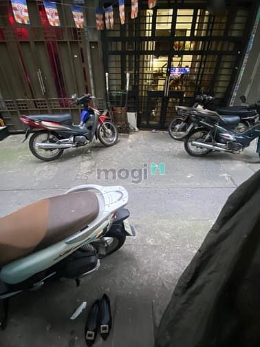 Hình ảnh Bán nhà Hxh Vườn Chuối. 2 tầng chỉ 5.57 tỷ.
