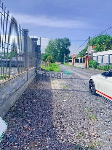 Hình ảnh Đất hiếm: Ngay KCN Phước Bình 500ha, gần ủy ban xã mới.