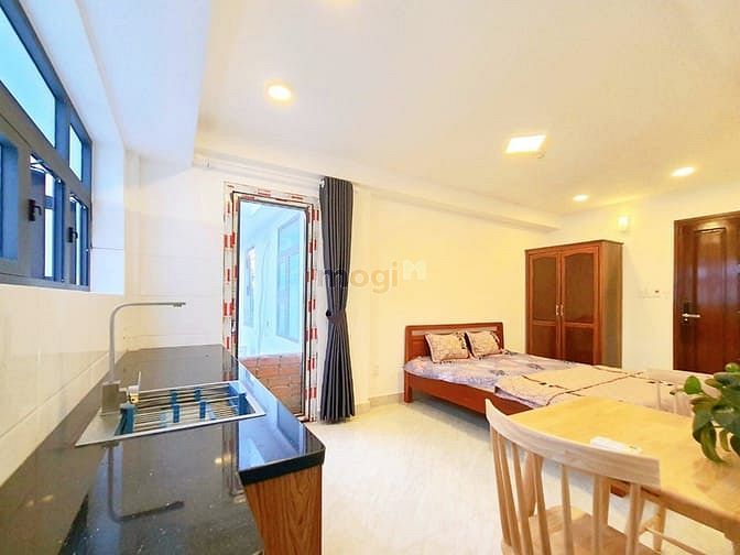 Hình ảnh CHDV ngay Hoàng Hoa Thám 30m2, full nt