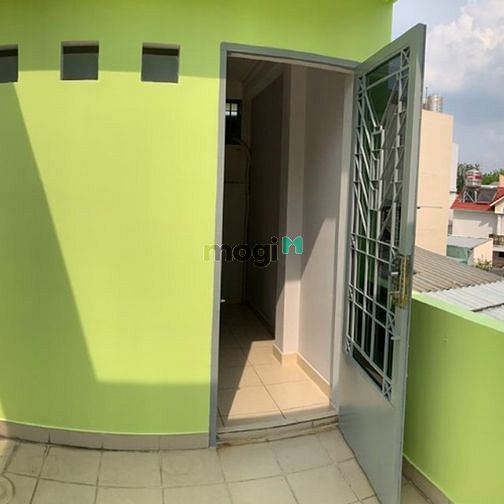 Hình ảnh Nhà 2 lầu 3PN rộng gần chợ Bà Chiểu