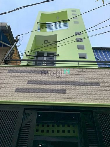 Hình ảnh Nhà 2 lầu 3PN rộng gần chợ Bà Chiểu