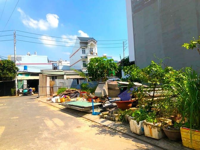 Hình ảnh Sở hữu ngay đất thổ cư vị trí vàng Bình Tân, DT: 95m2, giá: 8,8 tỷ.